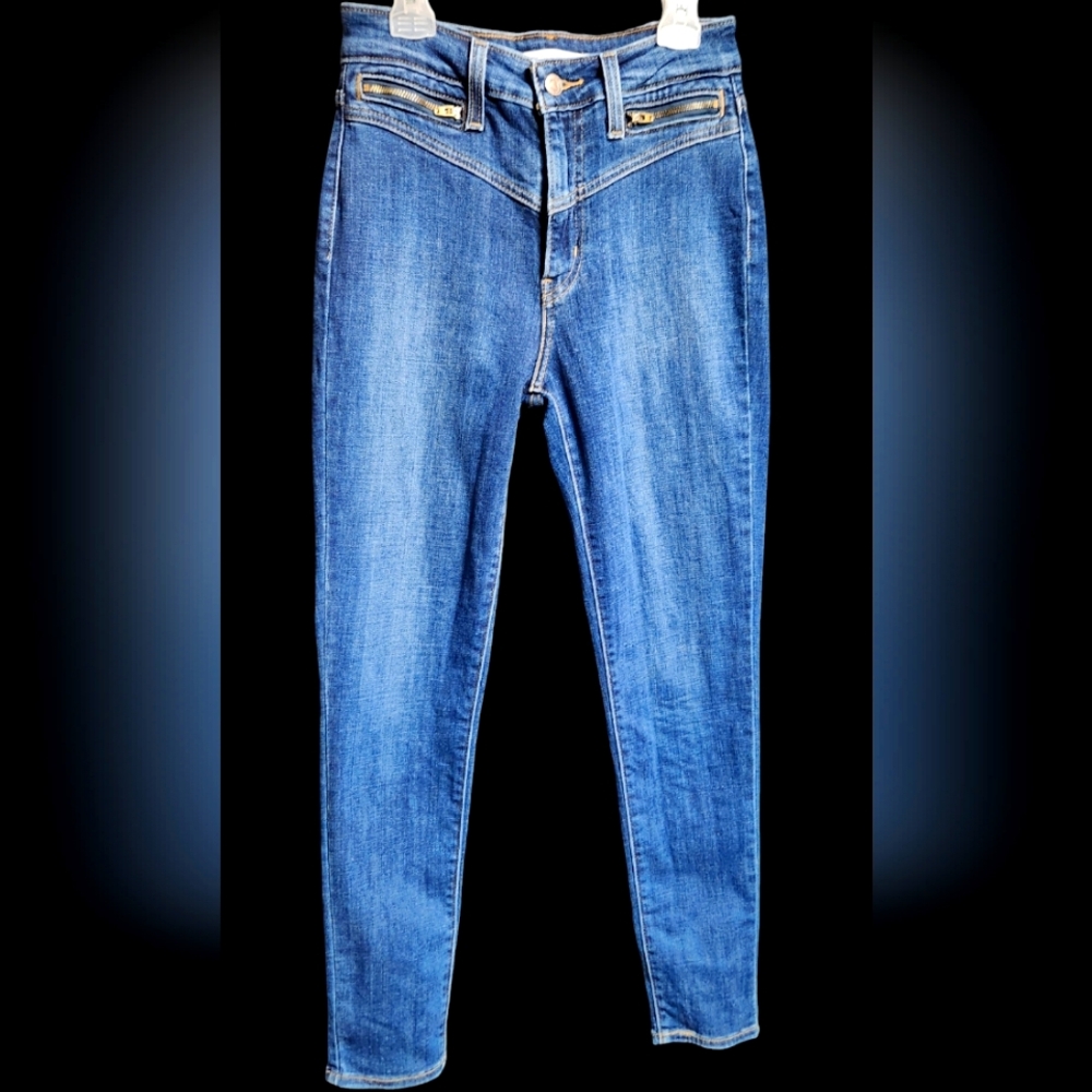 Levis 721 High Rise Ankle jeans
